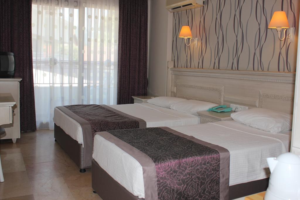 Bonjour Hotel مرمريس الغرفة الصورة